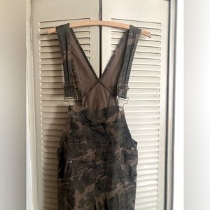 fashion nova overalls -- 33 inseam